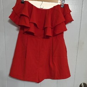 Flying Tomato Women's Romper Red Ruffly Strapless Shorts Pockets Dressy Sz M EUC